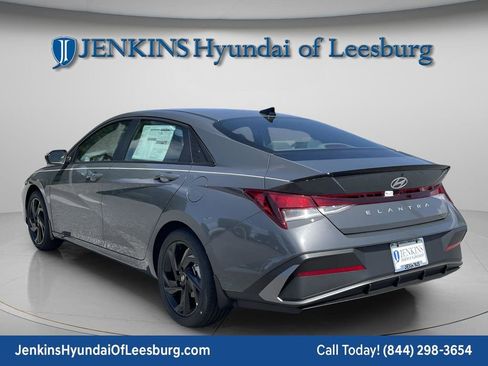 New 2026 Hyundai Elantra Sport image 7