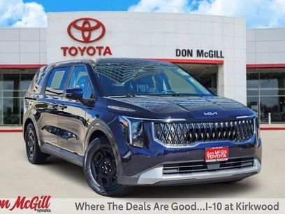 Used 2025 Kia Carnival LXS