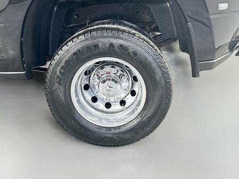 New 2026 RAM 3500 Tradesman AWD/4WD image 17