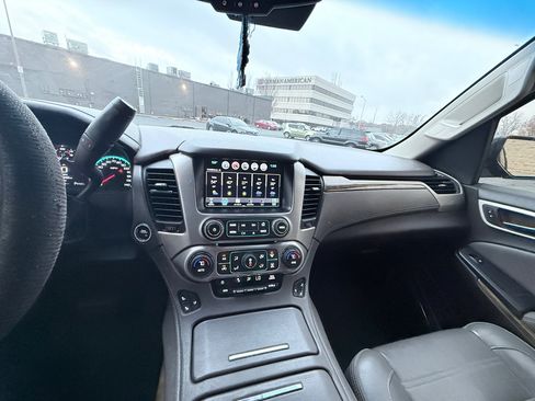 Used 2017 GMC Yukon Denali w/ Open Road Package image 18