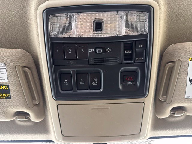 Used 2016 Toyota 4Runner Limited AWD/4WD image 14