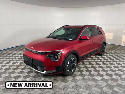 Used 2024 Kia Niro Wave w/ Wave Preserve Package