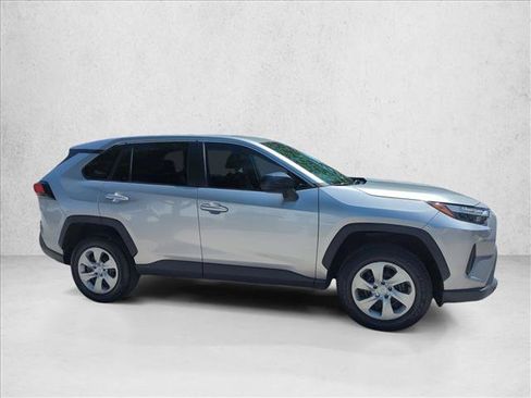 Certified 2023 Toyota RAV4 LE FWD image 4