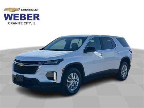 Certified 2023 Chevrolet Traverse LS image 1