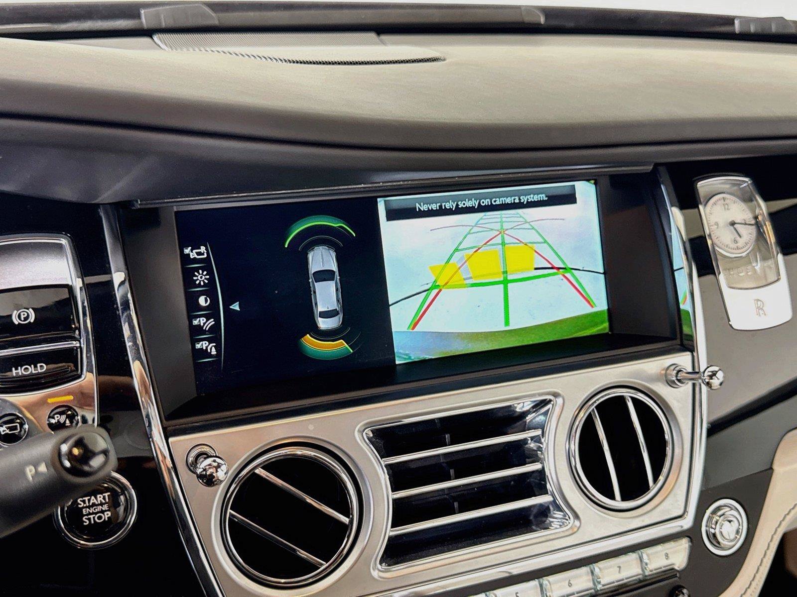 Used 2019 Rolls-Royce Ghost RWD image 19