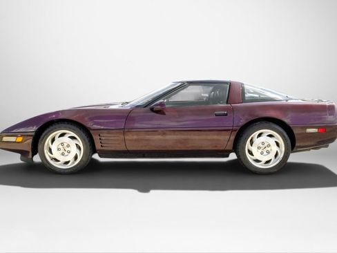 Used 1993 Chevrolet Corvette Coupe RWD image 9
