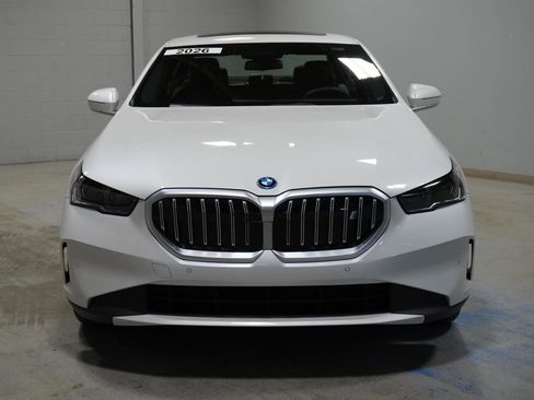 Used 2026 BMW i5 eDrive40 AWD/4WD image 13