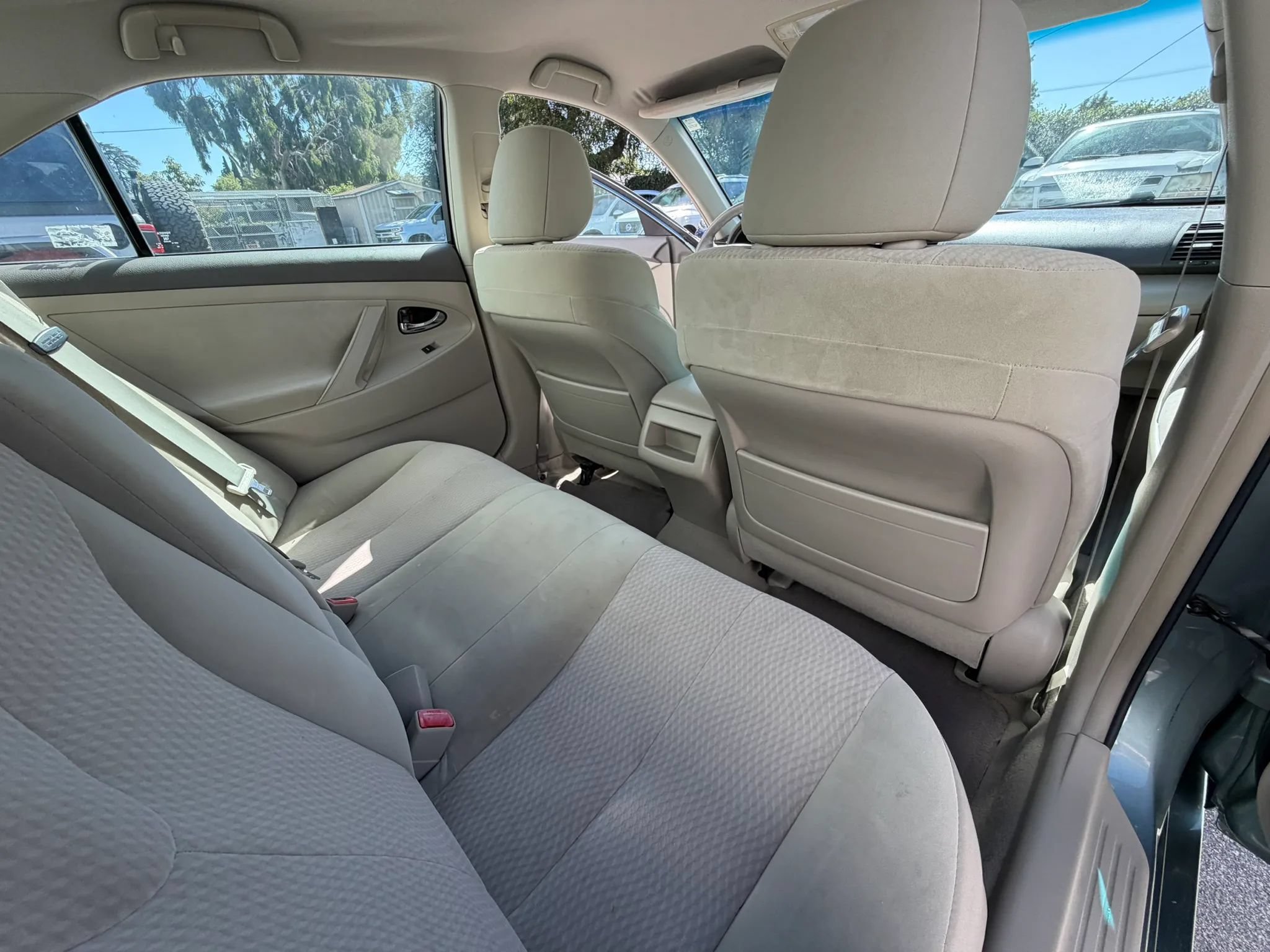 Used 2011 Toyota Camry LE FWD image 48