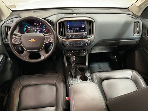Used 2022 Chevrolet Colorado Z71 AWD/4WD image 14