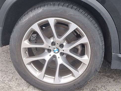 Used 2024 BMW X5 xDrive40i AWD/4WD image 8