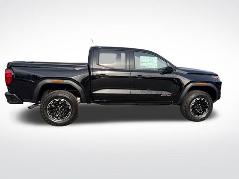 New 2026 GMC Canyon AT4 w/ Technology Plus Package AWD/4WD image 7