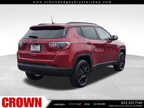 New 2026 Jeep Compass Latitude image 5