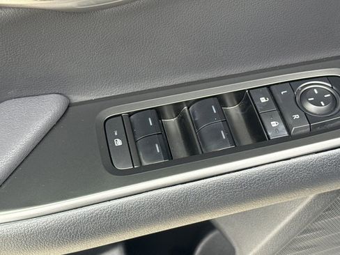 Certified 2025 Lexus UX 300h FWD image 14