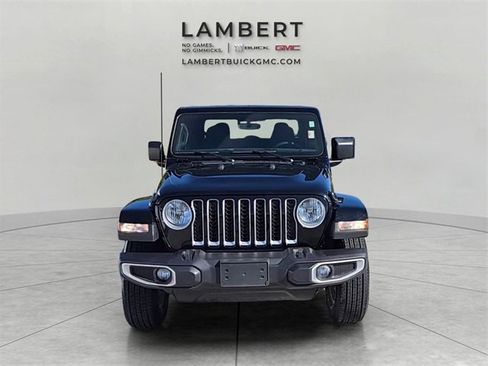 Used 2023 Jeep Gladiator Overland image 4