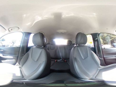 Used 2025 Buick Encore GX Preferred AWD/4WD image 41