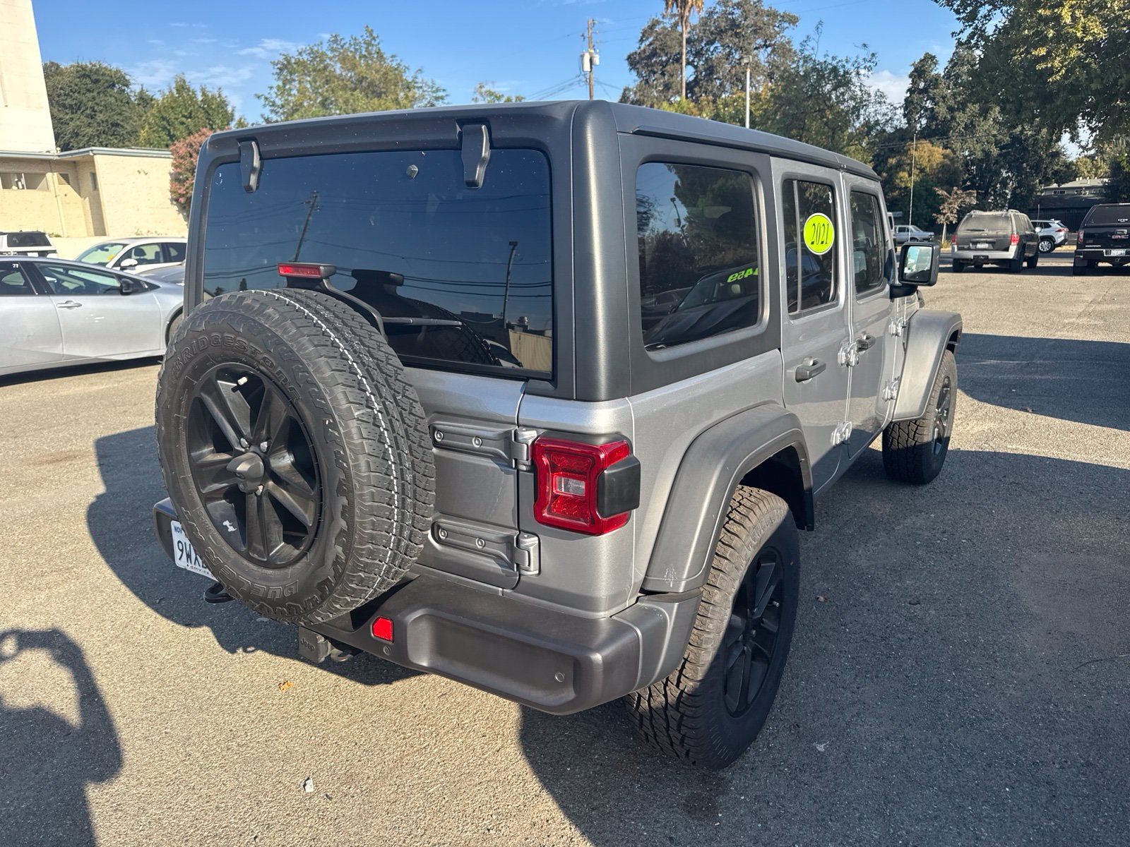 Used 2021 Jeep Wrangler Unlimited Sport AWD/4WD image 3
