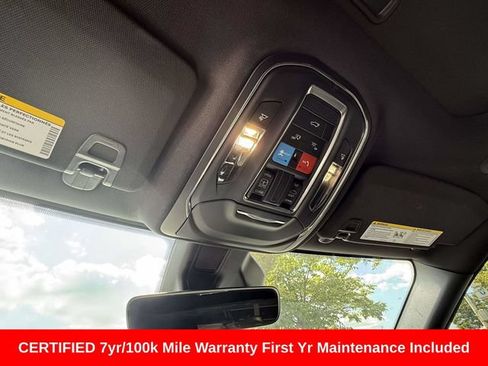 Certified 2025 Jeep Grand Cherokee Altitude AWD/4WD image 29