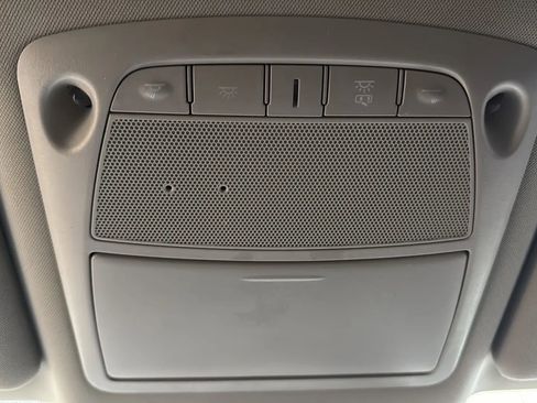 Used 2019 Nissan Rogue SV image 21