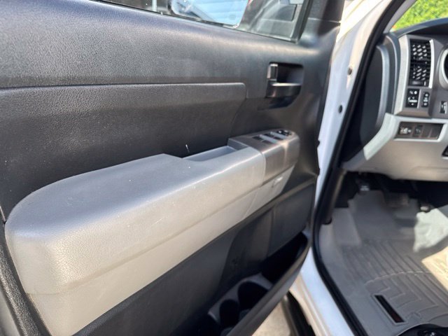 Used 2012 Toyota Tundra 2WD CrewMax w/ Tow Pkg image 29