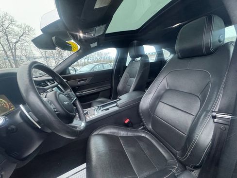 Used 2020 Jaguar XF Checkered Flag AWD/4WD image 34