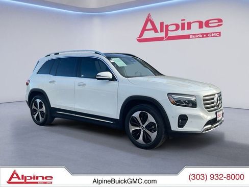 Used 2025 Mercedes-Benz GLB 250 4MATIC image 7