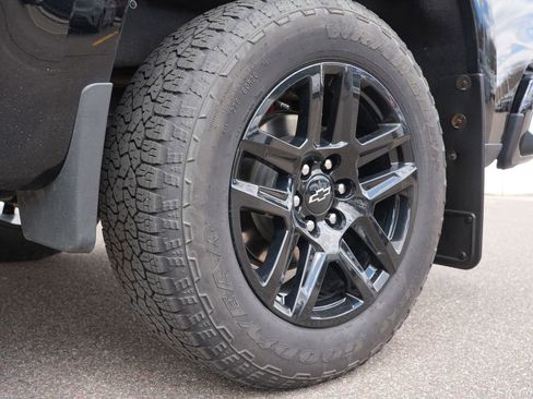 Used 2024 Chevrolet Silverado 1500 RST AWD/4WD image 36
