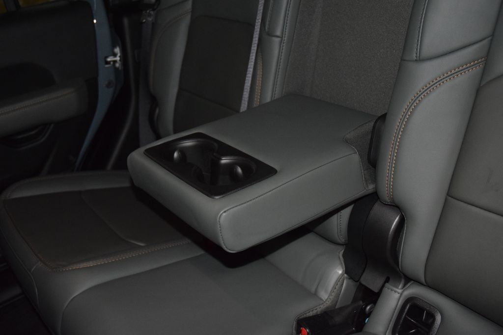 Used 2026 Jeep Gladiator Mojave AWD/4WD image 49