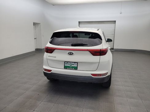 Used 2019 Kia Sportage LX AWD/4WD image 7
