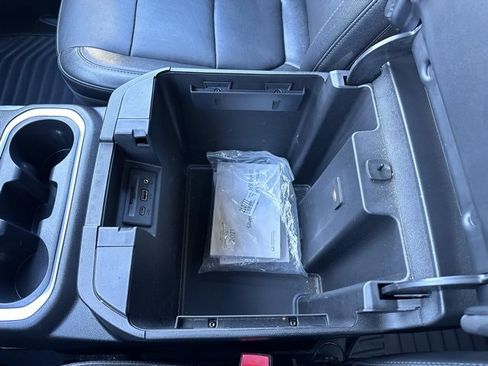 Used 2021 Chevrolet Silverado 2500 LTZ w/ LTZ Convenience Package image 29