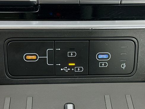 Used 2025 Hyundai Santa Fe SEL image 26