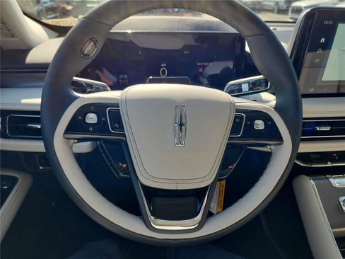 New 2026 Lincoln Aviator 2WD image 33