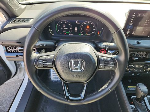 Used 2025 Honda Accord Sport image 19