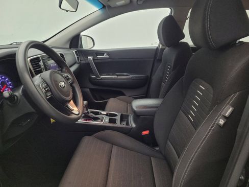 Used 2018 Kia Sportage LX FWD image 17