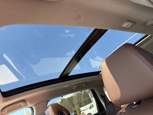 Certified 2023 Acura MDX w/Technology Package image 28