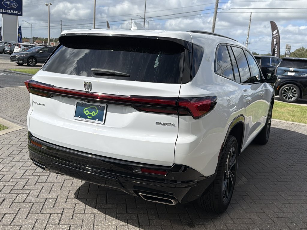 Certified 2025 Buick Enclave Sport Touring w/ Trailering Package, 5000 lbs. FWD image 6