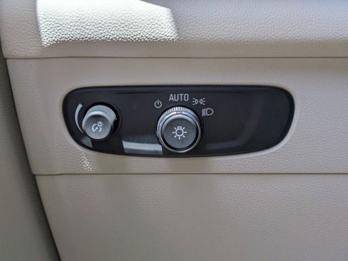 Used 2023 Buick Envision Preferred AWD/4WD image 29