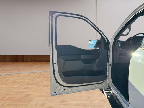 Used 2024 Ford F150 XLT w/ Tow/Haul Package image 9