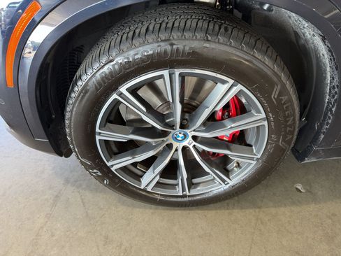 Used 2022 BMW X5 xDrive45e w/ M Sport Package AWD/4WD image 10