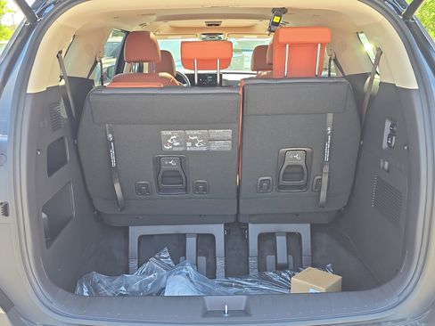 New 2026 Kia Carnival SX Prestige FWD image 10