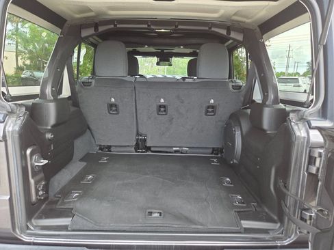 Used 2024 Jeep Wrangler Unlimited Sport AWD/4WD image 20