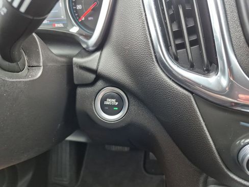 Certified 2024 Chevrolet Equinox LT image 20