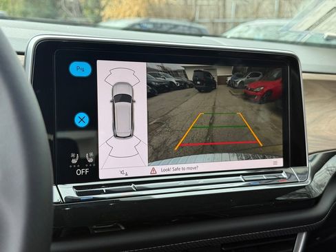 New 2026 Volkswagen Atlas SE FWD image 25
