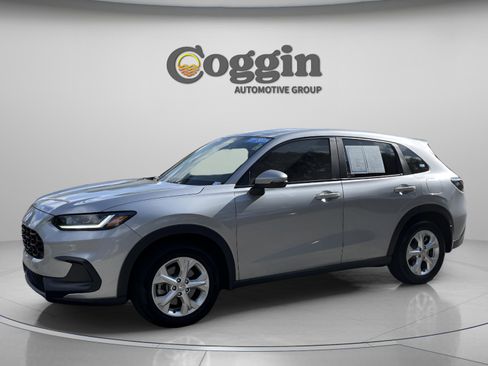 Certified 2023 Honda HR-V LX image 1