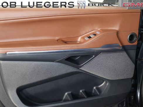 Used 2026 Lincoln Navigator Reserve AWD/4WD image 7