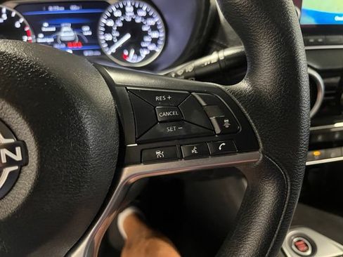 Used 2024 Nissan Sentra SV FWD image 27