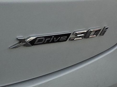 Used 2023 BMW X4 xDrive30i w/ Premium Package image 28