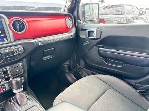 Used 2023 Jeep Wrangler Unlimited Rubicon image 26