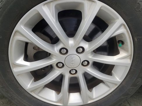 Used 2020 Jeep Cherokee Latitude image 31