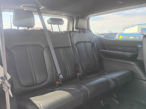 Used 2024 Jeep Wagoneer Series III image 13