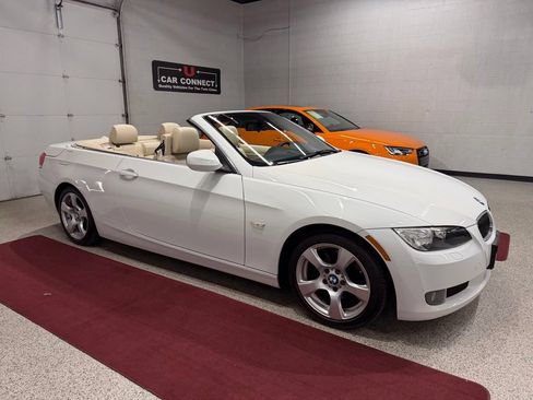 Used 2010 BMW 328i Convertible RWD image 10